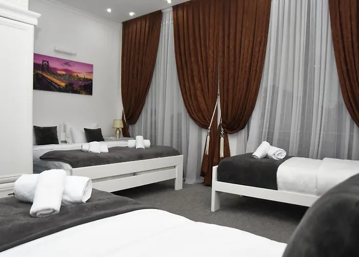 Hotel Palace